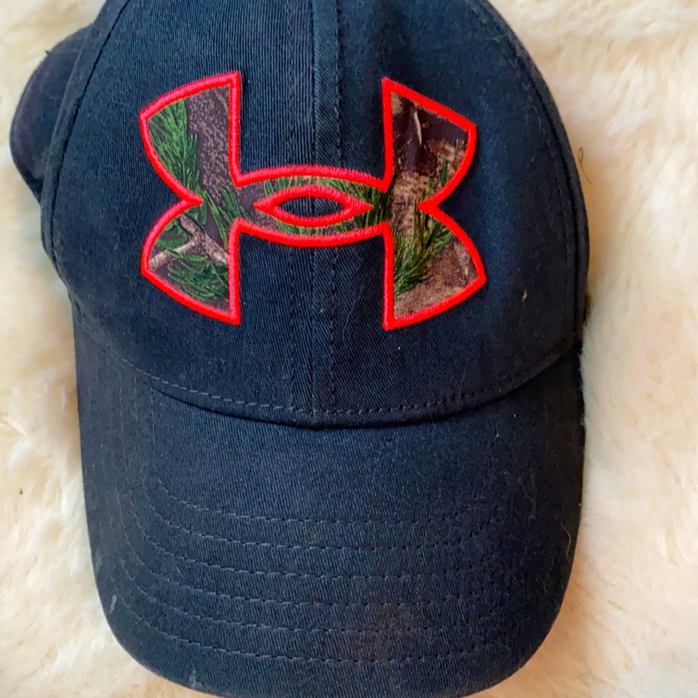 Under armor hat